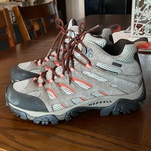 Merrell Moab 2 Mid Waterproof Bungee Cord